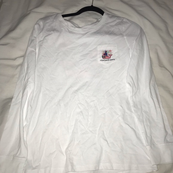 Vineyard Vines Tops - White Vineyard Vines New Years Long Sleeve Tee